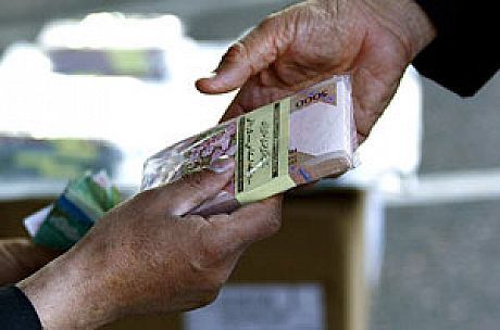 پرداخت تسهیلات ارزان قیمت خشکسالی عشاير دشتي